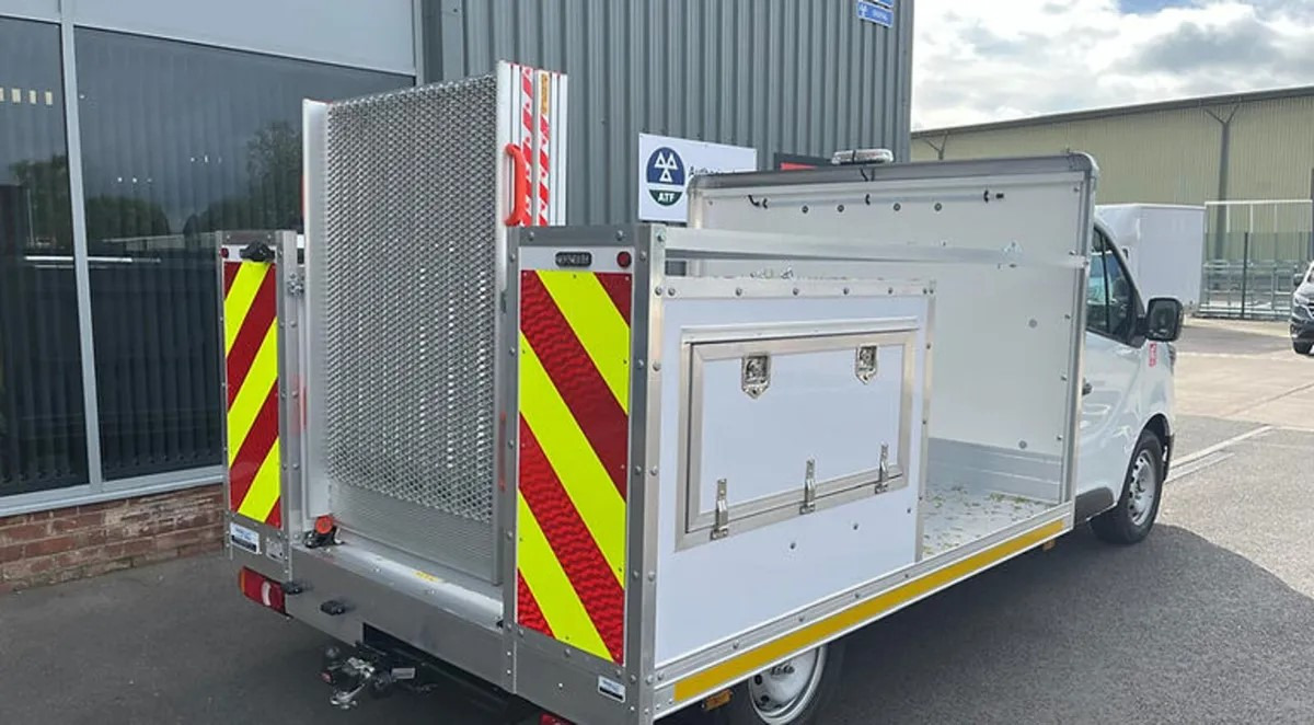 2024 Renault Trafic with Traffic Management Spec body - Van: picture 4 2024 Renault Trafic with Traffic Management Spec body - Van: picture 4