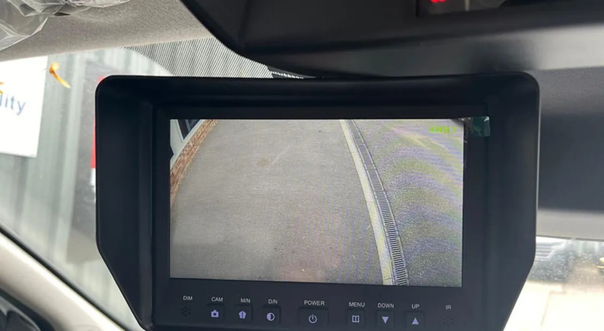 2024 Renault Trafic with Traffic Management Spec body - Van: picture 5 2024 Renault Trafic with Traffic Management Spec body - Van: picture 5