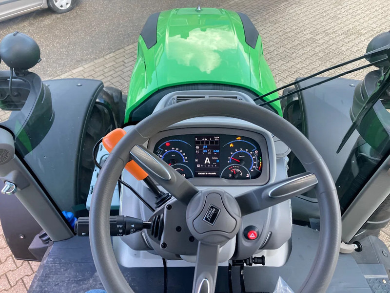 Deutz 6145.4 Powershift - Farm tractor: picture 3 Deutz 6145.4 Powershift - Farm tractor: picture 3