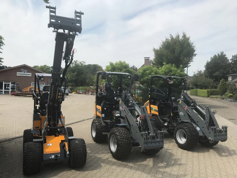 Giant Giant G1200 tele / G2300 HD / G2200 E - Compact loader: picture 2 Giant Giant G1200 tele / G2300 HD / G2200 E - Compact loader: picture 2