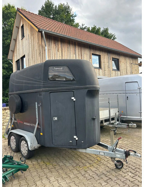 Hotrarijs Hotra E-force 2-Paards polyester trailer - Horse trailer: picture 2 Hotrarijs Hotra E-force 2-Paards polyester trailer - Horse trailer: picture 2