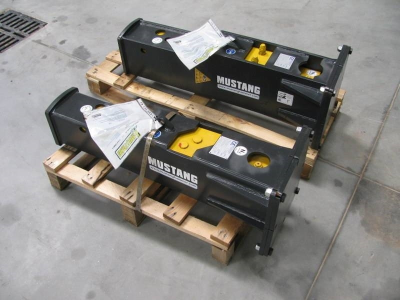 Mustang HM250 teža 255kg in 266kg NOVO  - Hydraulic hammer for Construction machinery: picture 1 Mustang HM250 teža 255kg in 266kg NOVO  - Hydraulic hammer for Construction machinery: picture 1