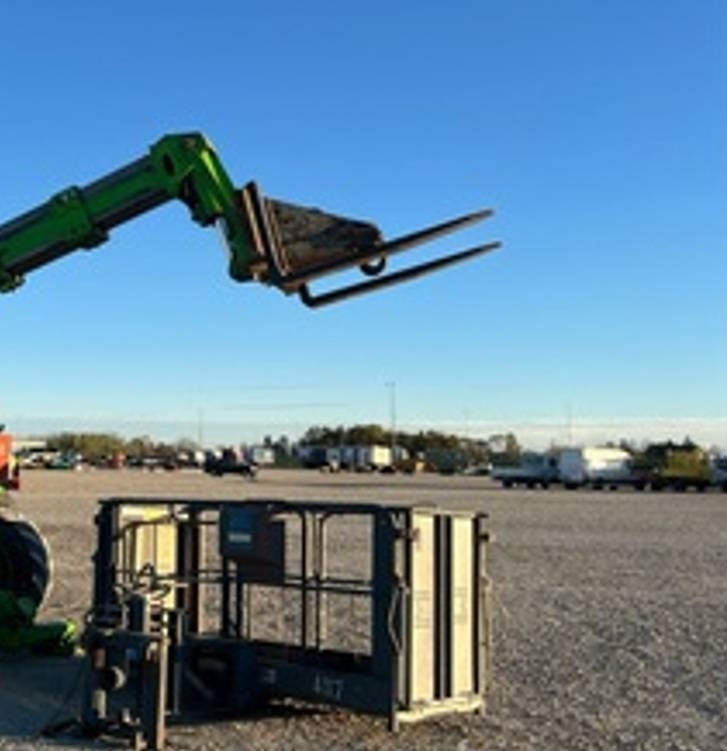 Telescopic handler Merlo 38.14: picture 16
