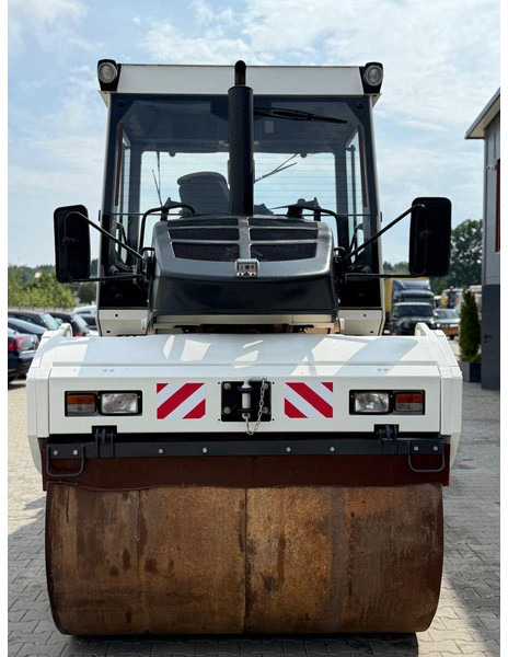 Bomag Walec wibracyjny BOMAG BW 174 AP - AM // Klimatyzacja - Roller: picture 4 Bomag Walec wibracyjny BOMAG BW 174 AP - AM // Klimatyzacja - Roller: picture 4