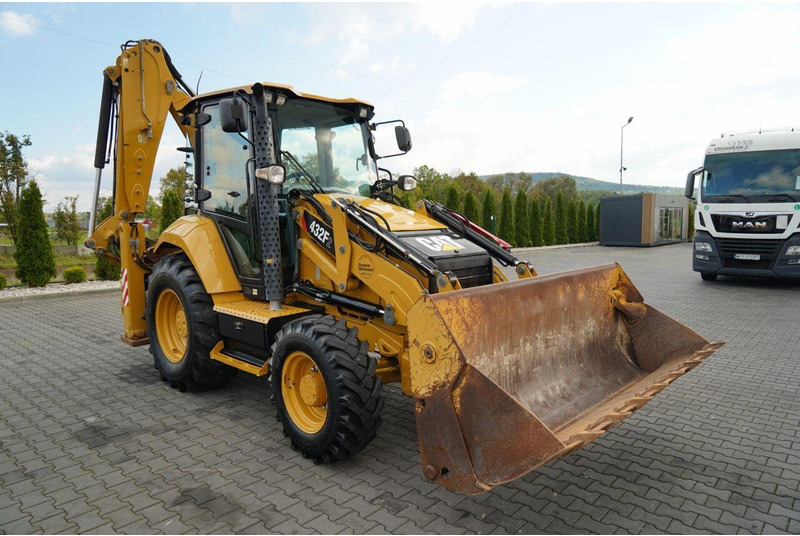 Lease a Caterpillar 432F Caterpillar 432F: picture 11 Lease a Caterpillar 432F Caterpillar 432F: picture 11