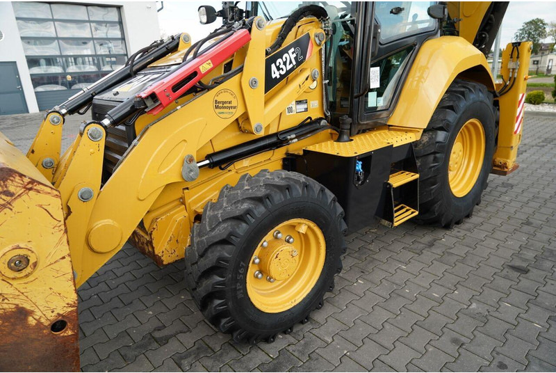 Lease a Caterpillar 432F Caterpillar 432F: picture 15 Lease a Caterpillar 432F Caterpillar 432F: picture 15