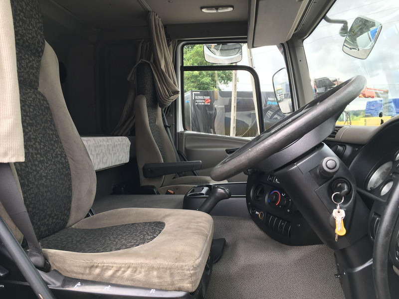 DAF CF 65.220 - Cab chassis truck: picture 3 DAF CF 65.220 - Cab chassis truck: picture 3