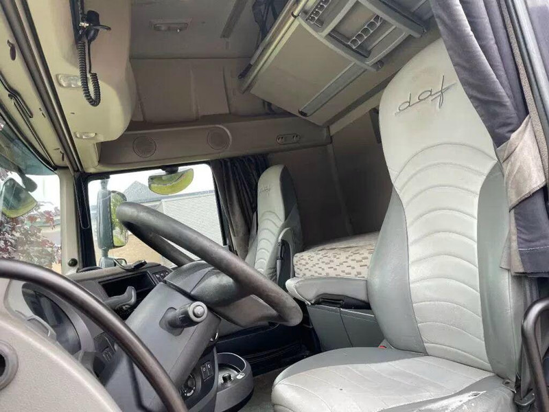 Livestock truck DAF XF 460 - Animal transporter: picture 18 Livestock truck DAF XF 460 - Animal transporter: picture 18