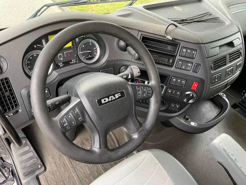 Livestock truck DAF XF 460 - Animal transporter: picture 19 Livestock truck DAF XF 460 - Animal transporter: picture 19