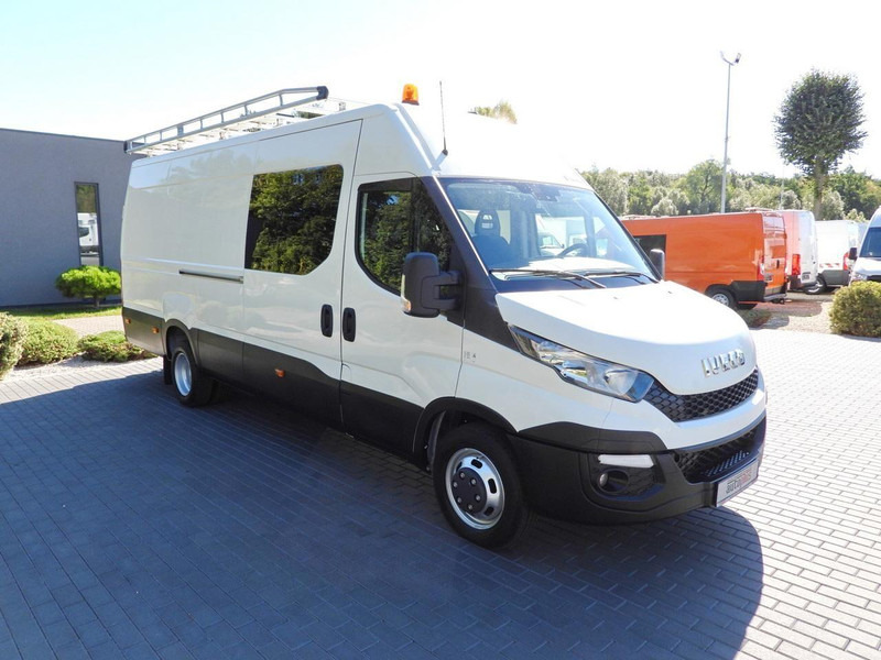 Iveco DAILY 35C17 FURGON BRYGADÓWKA 6 MIEJSC TEMPOMAT BLIŹNIACZE KOŁA - Box van: picture 4 Iveco DAILY 35C17 FURGON BRYGADÓWKA 6 MIEJSC TEMPOMAT BLIŹNIACZE KOŁA - Box van: picture 4