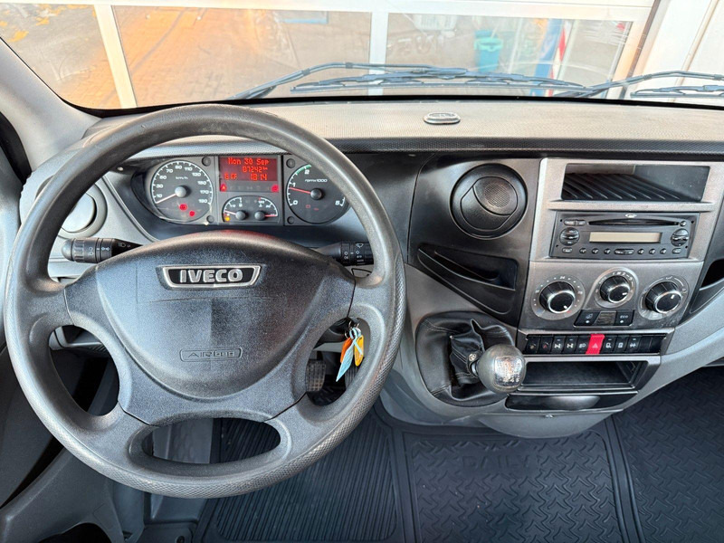 Flatbed van, Combi van Iveco Daily 35C15 flatbed: picture 8