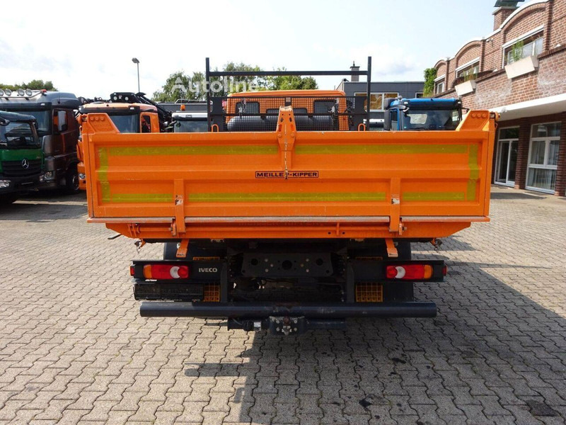 Tipper Iveco Eurocargo 120-210 - 3 way tipper truck: picture 7 Tipper Iveco Eurocargo 120-210 - 3 way tipper truck: picture 7