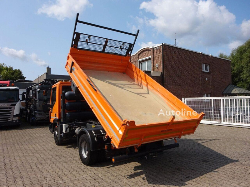 Tipper Iveco Eurocargo 120-210 - 3 way tipper truck: picture 10 Tipper Iveco Eurocargo 120-210 - 3 way tipper truck: picture 10