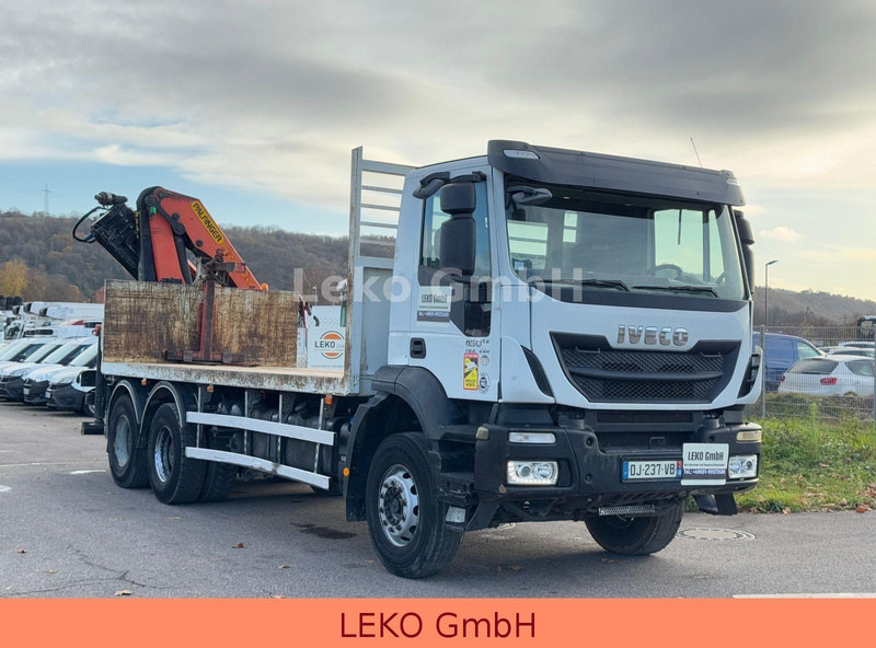 Iveco Trakker 450 Mit Kran( Palfinger PK 22002 .EH) - Dropside/ Flatbed truck, Crane truck: picture 1 Iveco Trakker 450 Mit Kran( Palfinger PK 22002 .EH) - Dropside/ Flatbed truck, Crane truck: picture 1