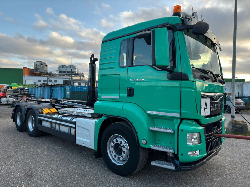 MAN 26.500 6x2 Retarder Meiller Funk | Motorschaden - Dropside/ Flatbed truck, Crane truck: picture 1 MAN 26.500 6x2 Retarder Meiller Funk | Motorschaden - Dropside/ Flatbed truck, Crane truck: picture 1