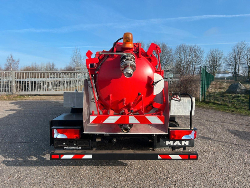 MAN TGL 10.180 Suction & pressure & rinsing truck - Vacuum truck: picture 5 MAN TGL 10.180 Suction & pressure & rinsing truck - Vacuum truck: picture 5
