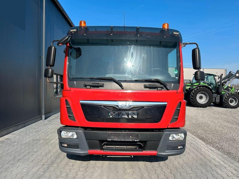 MAN TGL 8.180 - Vacuum truck - Vacuum truck: picture 5 MAN TGL 8.180 - Vacuum truck - Vacuum truck: picture 5