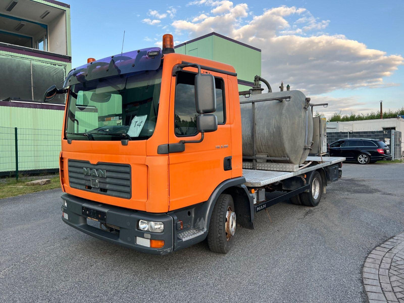 MAN TGL 8.180 Vacuum truck / Toilet Cleaner - Vacuum truck: picture 1 MAN TGL 8.180 Vacuum truck / Toilet Cleaner - Vacuum truck: picture 1