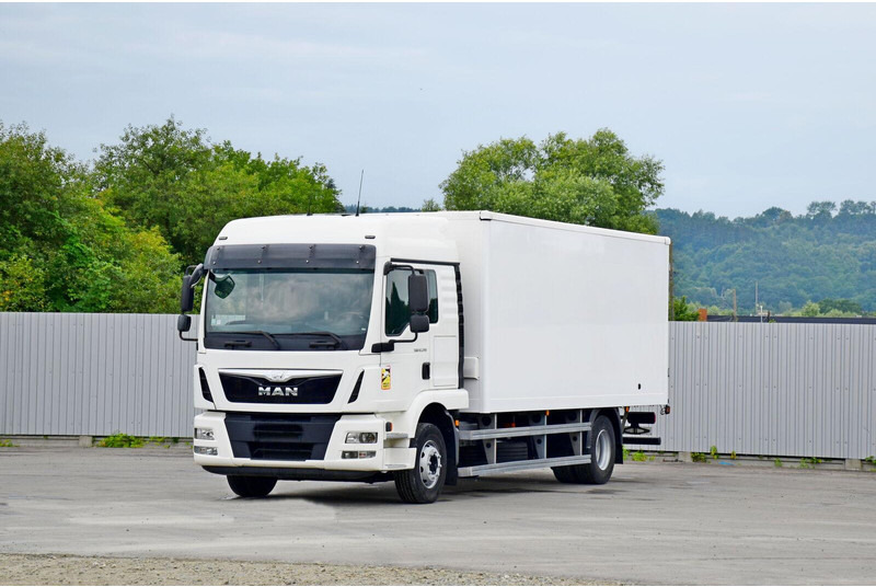 MAN TGM 12.290 - Box truck: picture 2 MAN TGM 12.290 - Box truck: picture 2