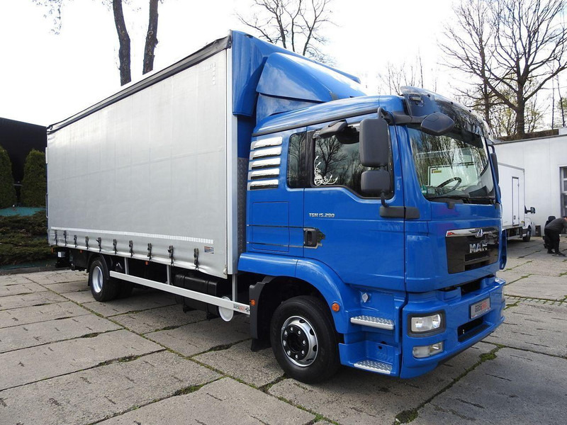 MAN TGM 15.290 PLANDEKA WINDA 18 PALET KLIMATYZACJA TEMPOMAT PNEUMAT - Box truck: picture 4 MAN TGM 15.290 PLANDEKA WINDA 18 PALET KLIMATYZACJA TEMPOMAT PNEUMAT - Box truck: picture 4