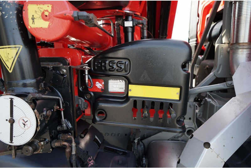 Lease a MAN TGS 35.360 MAN TGS 35.360: picture 20