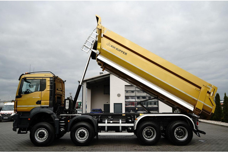 MAN TGS 41.480 / 8X8 / WYWROTKA / AUTOMAT / FABRYCZNIE NOWY / BOGATE - Tipper: picture 2 MAN TGS 41.480 / 8X8 / WYWROTKA / AUTOMAT / FABRYCZNIE NOWY / BOGATE - Tipper: picture 2
