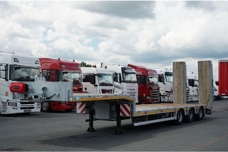 Max Trailer NACZEPA LAWETA / NISKOPODWOZIOWA / 12,35 M / NAJAZDY HYDRAULICZN - Low loader semi-trailer: picture 3 Max Trailer NACZEPA LAWETA / NISKOPODWOZIOWA / 12,35 M / NAJAZDY HYDRAULICZN - Low loader semi-trailer: picture 3