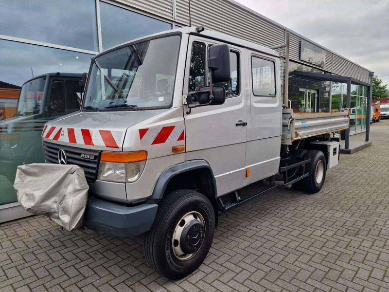 Mercedes-Benz 815 4x4 Doka 3-Way Tipper - Tipper: picture 1 Mercedes-Benz 815 4x4 Doka 3-Way Tipper - Tipper: picture 1