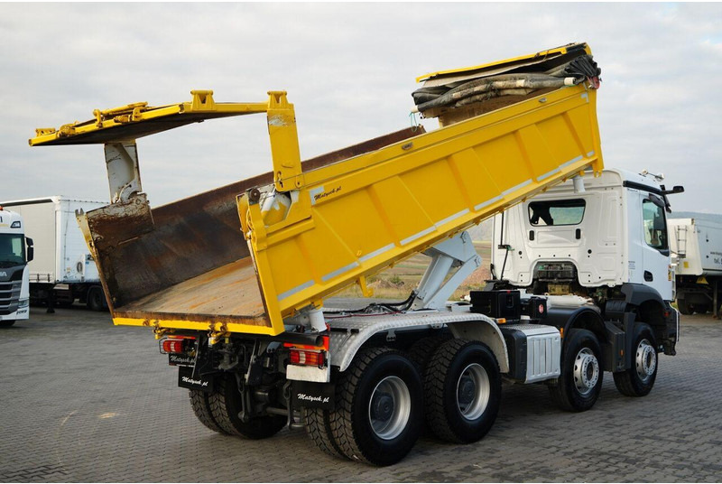 Mercedes-Benz AROCS 3243 / 8x4 / WYWROTKA DWUSTRONNA 6.2 M / HYDROBURTA / HYD - Tipper: picture 4 Mercedes-Benz AROCS 3243 / 8x4 / WYWROTKA DWUSTRONNA 6.2 M / HYDROBURTA / HYD - Tipper: picture 4