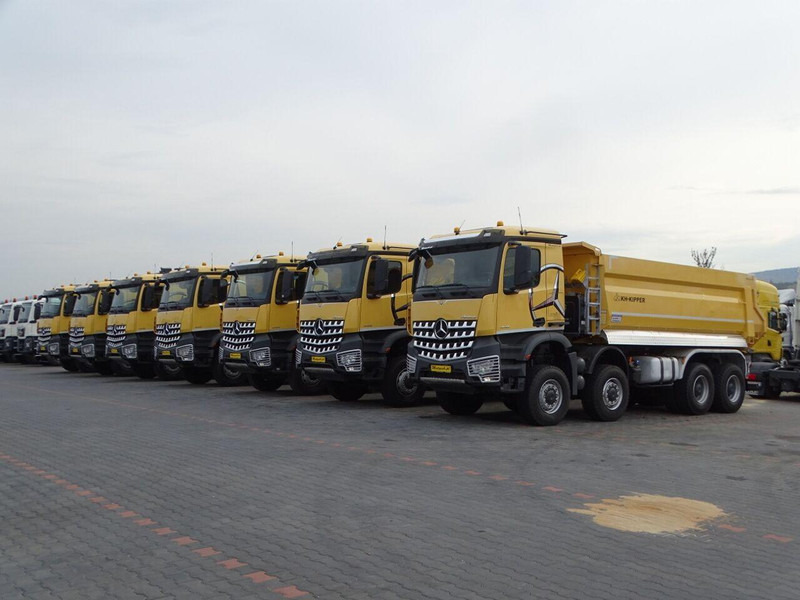 Mercedes-Benz AROCS 4145 / 8x8 / WYWROTKA TYLNOZSYPOWA / KH KIPPER / EURO 6 - Tipper: picture 5 Mercedes-Benz AROCS 4145 / 8x8 / WYWROTKA TYLNOZSYPOWA / KH KIPPER / EURO 6 - Tipper: picture 5