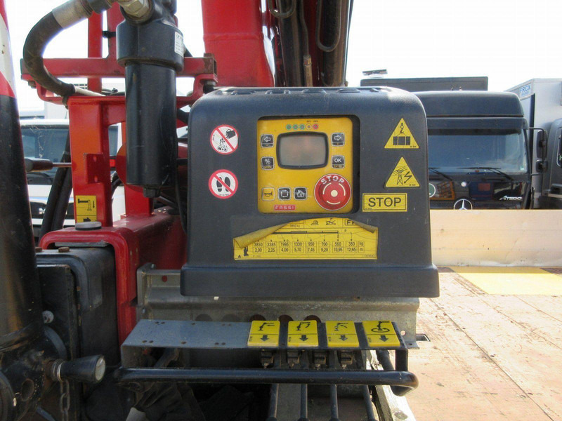 Dropside/ Flatbed truck, Crane truck Mercedes-Benz ATEGO 1224 L: picture 9