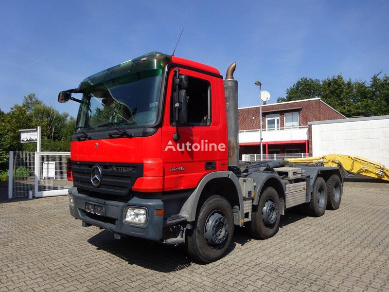 Mercedes-Benz Actros 3246 - Hook lift truck - Hook lift truck: picture 1 Mercedes-Benz Actros 3246 - Hook lift truck - Hook lift truck: picture 1