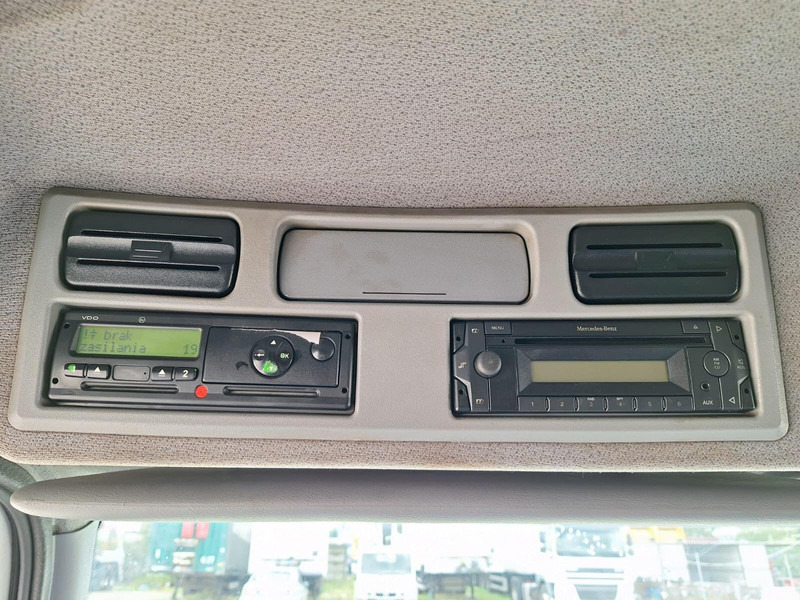 Refrigerator truck Mercedes-Benz Atego 1218 - Carrier Supra frigo + DHollandia 1500 kg LBW: picture 17 Refrigerator truck Mercedes-Benz Atego 1218 - Carrier Supra frigo + DHollandia 1500 kg LBW: picture 17