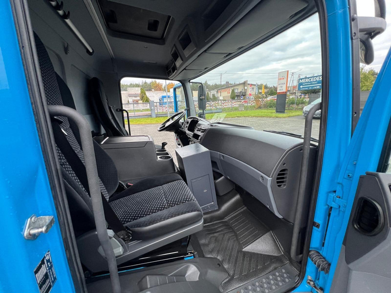 Box truck Mercedes-Benz Atego 818 BOX CONTAINER + LIFT 1.HAND (DE): picture 17 Box truck Mercedes-Benz Atego 818 BOX CONTAINER + LIFT 1.HAND (DE): picture 17