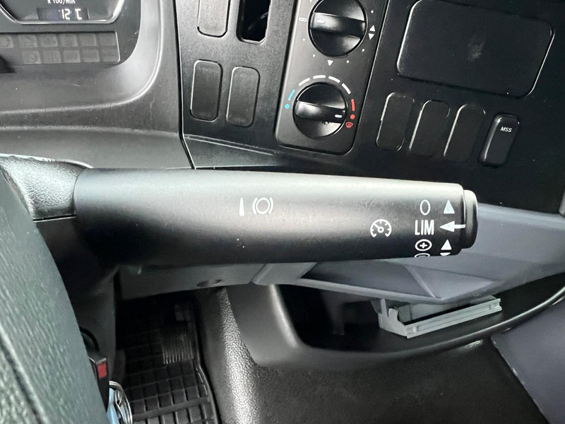 Box truck Mercedes-Benz Atego 818 BOX CONTAINER + LIFT 1.HAND (DE): picture 20 Box truck Mercedes-Benz Atego 818 BOX CONTAINER + LIFT 1.HAND (DE): picture 20