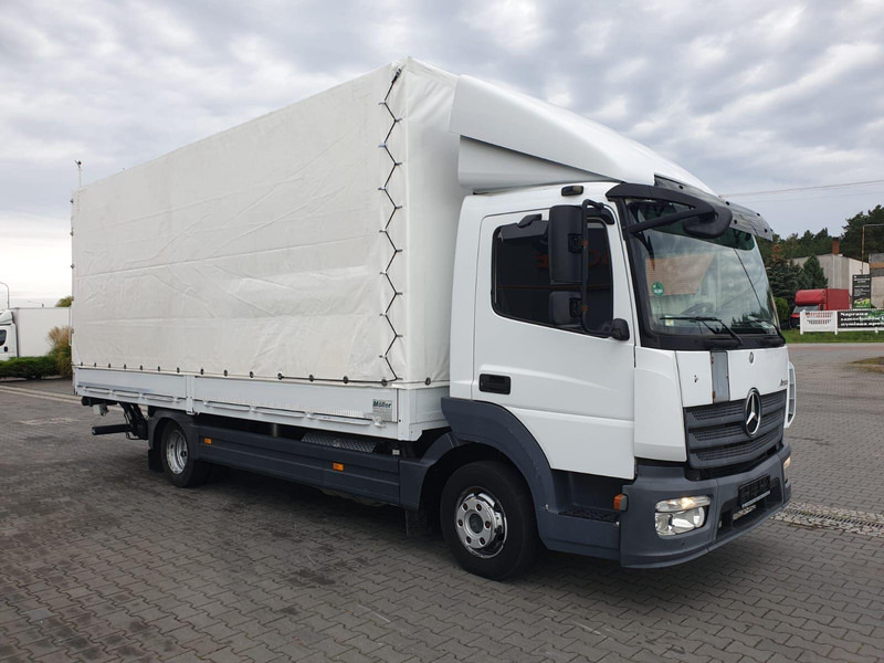 Mercedes-Benz Atego 818 TILT+LIFT 1.HAND 72000km !! - Box truck: picture 4 Mercedes-Benz Atego 818 TILT+LIFT 1.HAND 72000km !! - Box truck: picture 4