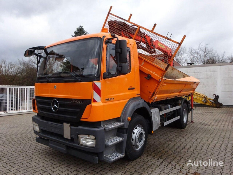 Mercedes-Benz Axor 1833 - 2 way tipper+crane - Tipper, Crane truck: picture 2 Mercedes-Benz Axor 1833 - 2 way tipper+crane - Tipper, Crane truck: picture 2