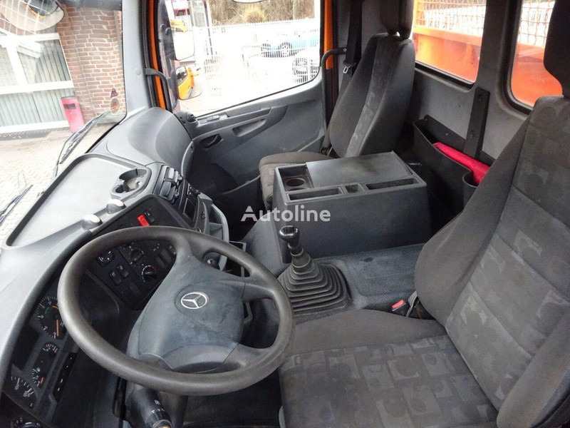 Lease a Mercedes-Benz Axor 1833 - 2 way tipper+crane Mercedes-Benz Axor 1833 - 2 way tipper+crane: picture 19
