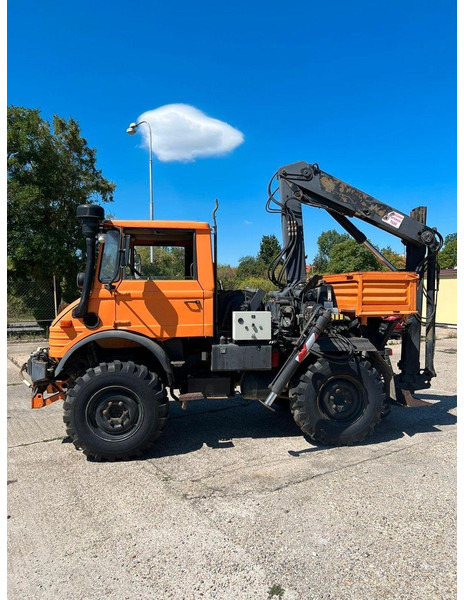 Mercedes-Benz UNIMOG - Tipper, Crane truck: picture 3 Mercedes-Benz UNIMOG - Tipper, Crane truck: picture 3