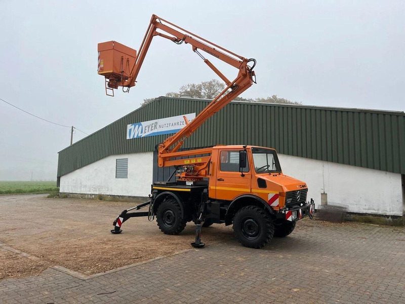 Mercedes-Benz Unimog 1200 4x4 - Lifting basket - Truck mounted aerial platform, Crane truck: picture 4 Mercedes-Benz Unimog 1200 4x4 - Lifting basket - Truck mounted aerial platform, Crane truck: picture 4