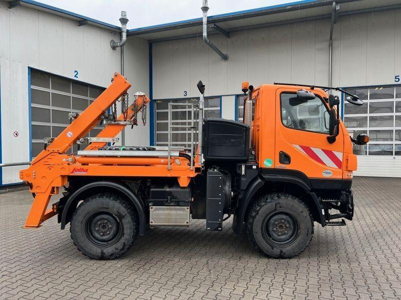 Mercedes-Benz Unimog U 20 4x4 Skip loader - Skip loader truck: picture 5 Mercedes-Benz Unimog U 20 4x4 Skip loader - Skip loader truck: picture 5