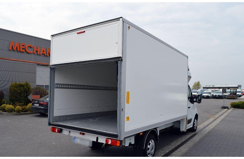 Nissan NV400 Container, Hen House, Registered - Box van: picture 4 Nissan NV400 Container, Hen House, Registered - Box van: picture 4