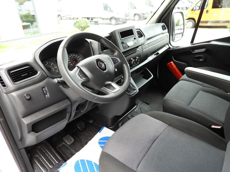 Renault MASTER PLANDEKA 10 PALET TEMPOMAT LEDY KLIMATYZACJA 165KM [ 43 - Box truck: picture 2 Renault MASTER PLANDEKA 10 PALET TEMPOMAT LEDY KLIMATYZACJA 165KM [ 43 - Box truck: picture 2