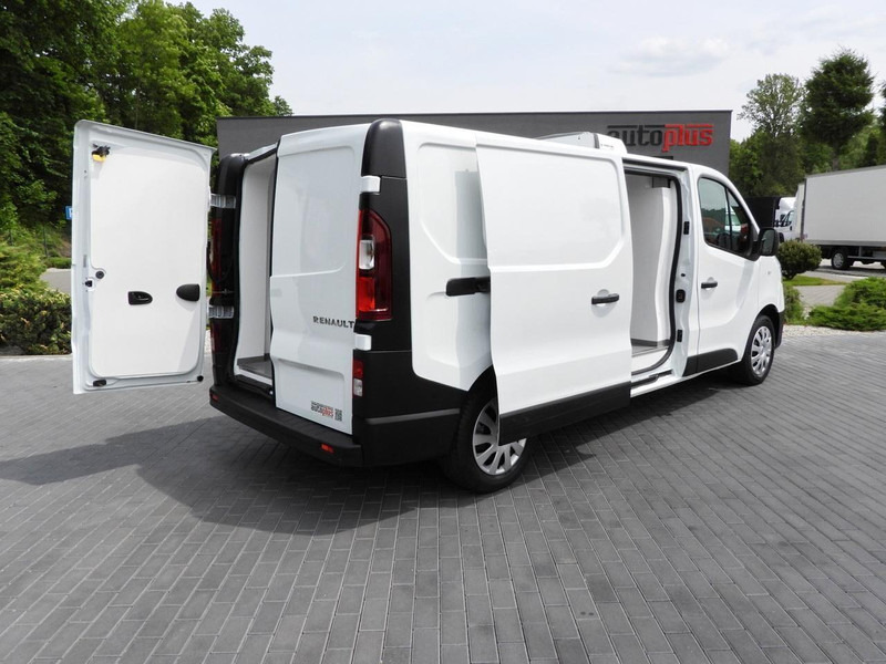 Renault TRAFIC  FURGON CHŁODNIA  0*C TEMPOMAT LEDY KLIMATYZACJA  120KM [ - Refrigerated van: picture 3 Renault TRAFIC  FURGON CHŁODNIA  0*C TEMPOMAT LEDY KLIMATYZACJA  120KM [ - Refrigerated van: picture 3