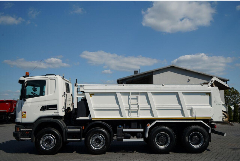 Scania G 410 / 8X4 / ZABUDOWA SAMOWYŁADOWCZA DO ASFALTU / 2X HYDROKLAPA - Asphalt paver: picture 3 Scania G 410 / 8X4 / ZABUDOWA SAMOWYŁADOWCZA DO ASFALTU / 2X HYDROKLAPA - Asphalt paver: picture 3