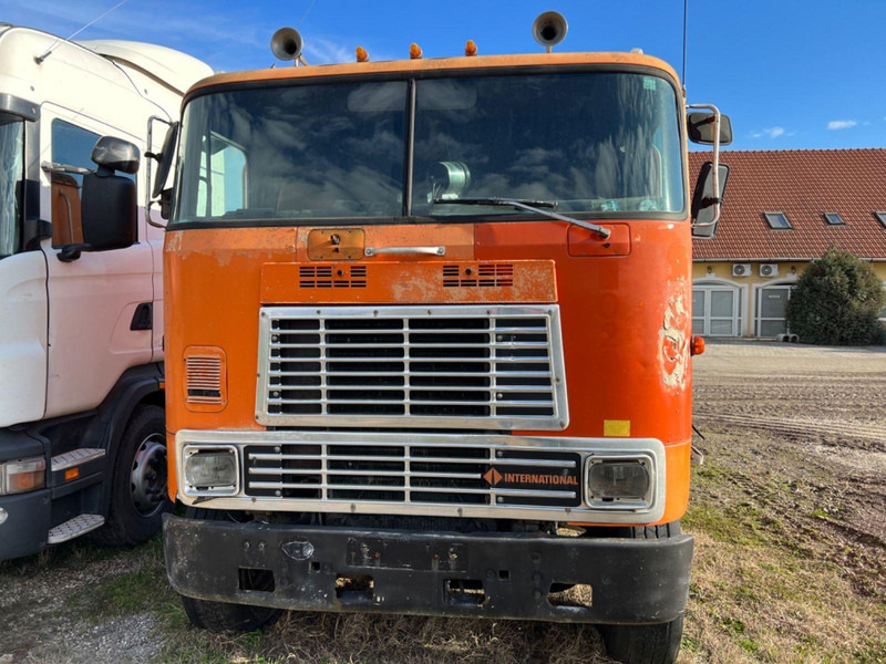 MACK INTERNATIONAL FSG 385 - Tractor unit: picture 2 MACK INTERNATIONAL FSG 385 - Tractor unit: picture 2