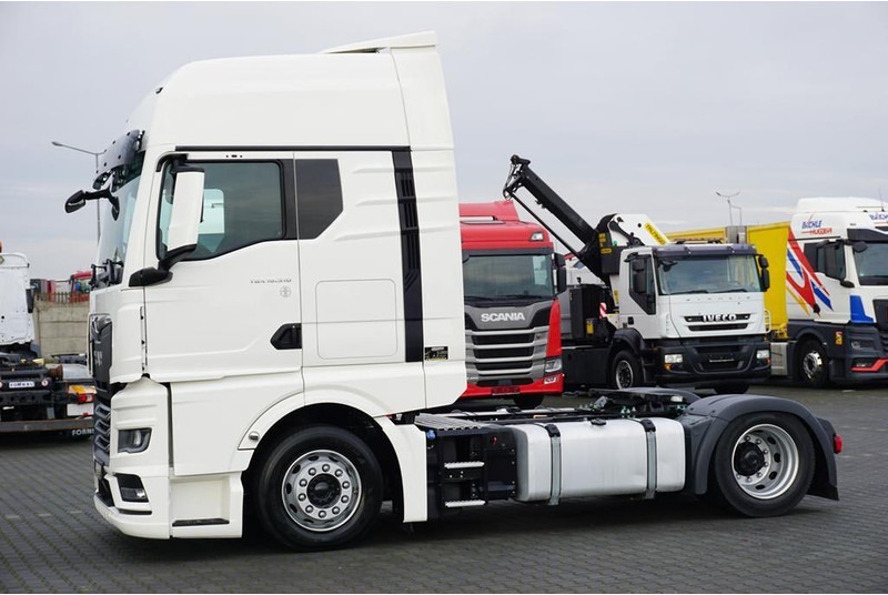 MAN TGX / 18.510 / EURO 6 / LOW DECK / MEGA / GX / ACC / RETARDER / - Tractor unit: picture 3 MAN TGX / 18.510 / EURO 6 / LOW DECK / MEGA / GX / ACC / RETARDER / - Tractor unit: picture 3