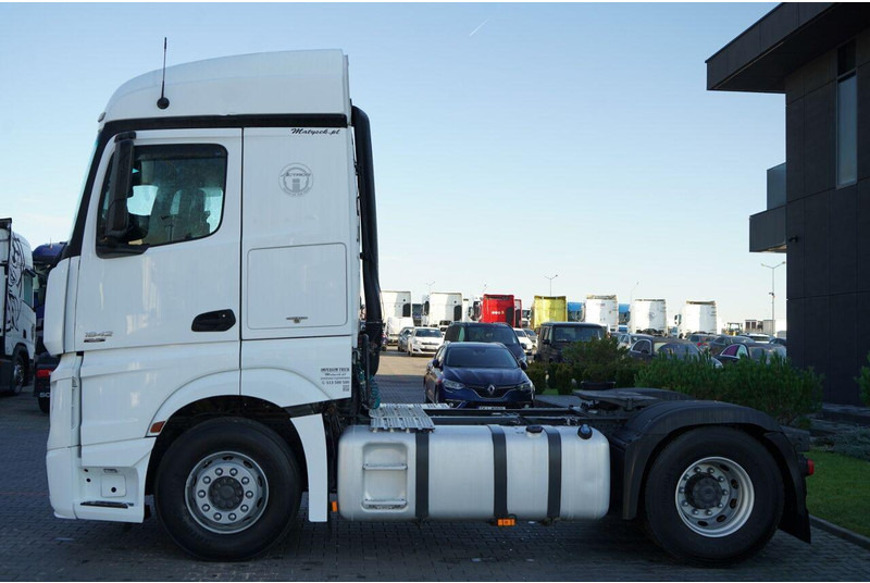 Tractor unit Mercedes-Benz ACTROS 1842: picture 6