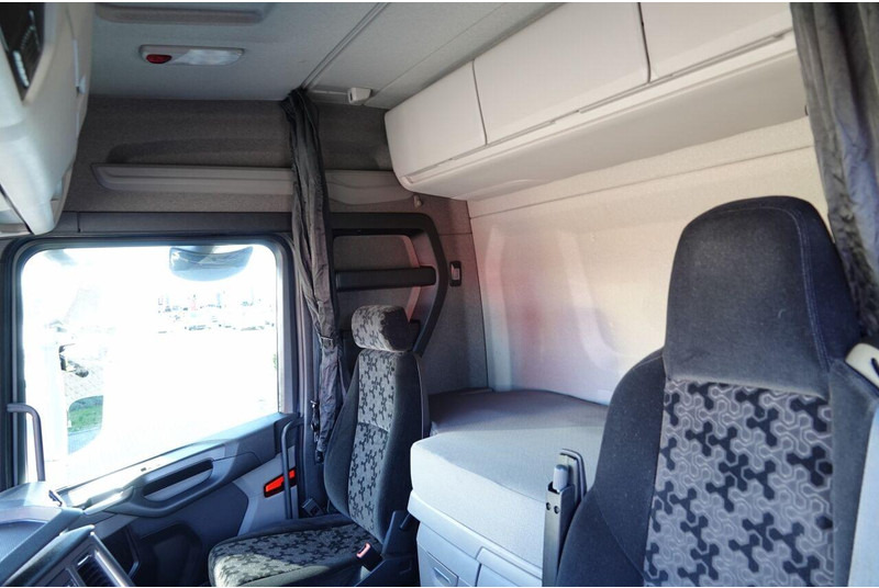 Tractor unit Scania R 450 / RETARDER / NISKA KABINA / PO KONTRAKCIE SERWISOWYM: picture 17 Tractor unit Scania R 450 / RETARDER / NISKA KABINA / PO KONTRAKCIE SERWISOWYM: picture 17