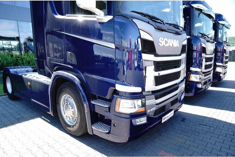 Tractor unit Scania R 450 / RETARDER / NISKA KABINA / PO KONTRAKCIE SERWISOWYM: picture 6 Tractor unit Scania R 450 / RETARDER / NISKA KABINA / PO KONTRAKCIE SERWISOWYM: picture 6